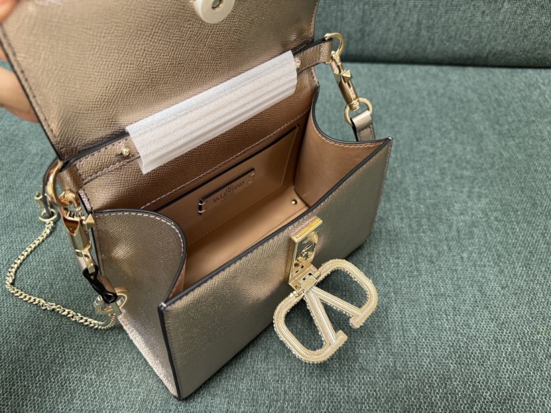Va1e*ntin0 top handle bag